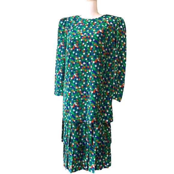 VINTAGE CLASSIQUE  GREEN TWO PIECE COLORFUL POLKA-DOTED DRESS - Picture 16 of 16